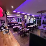 招待所 Abbey 3*