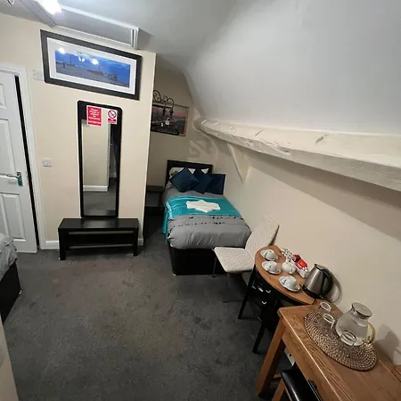 招待所 Abbey 惠特比