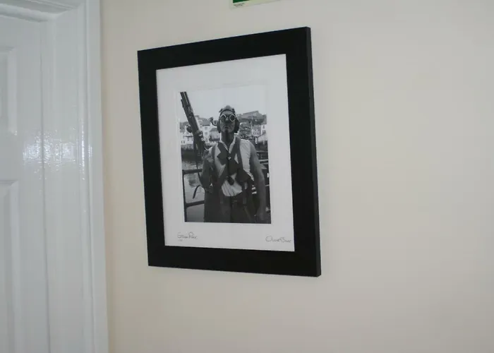 招待所 Abbey 惠特比